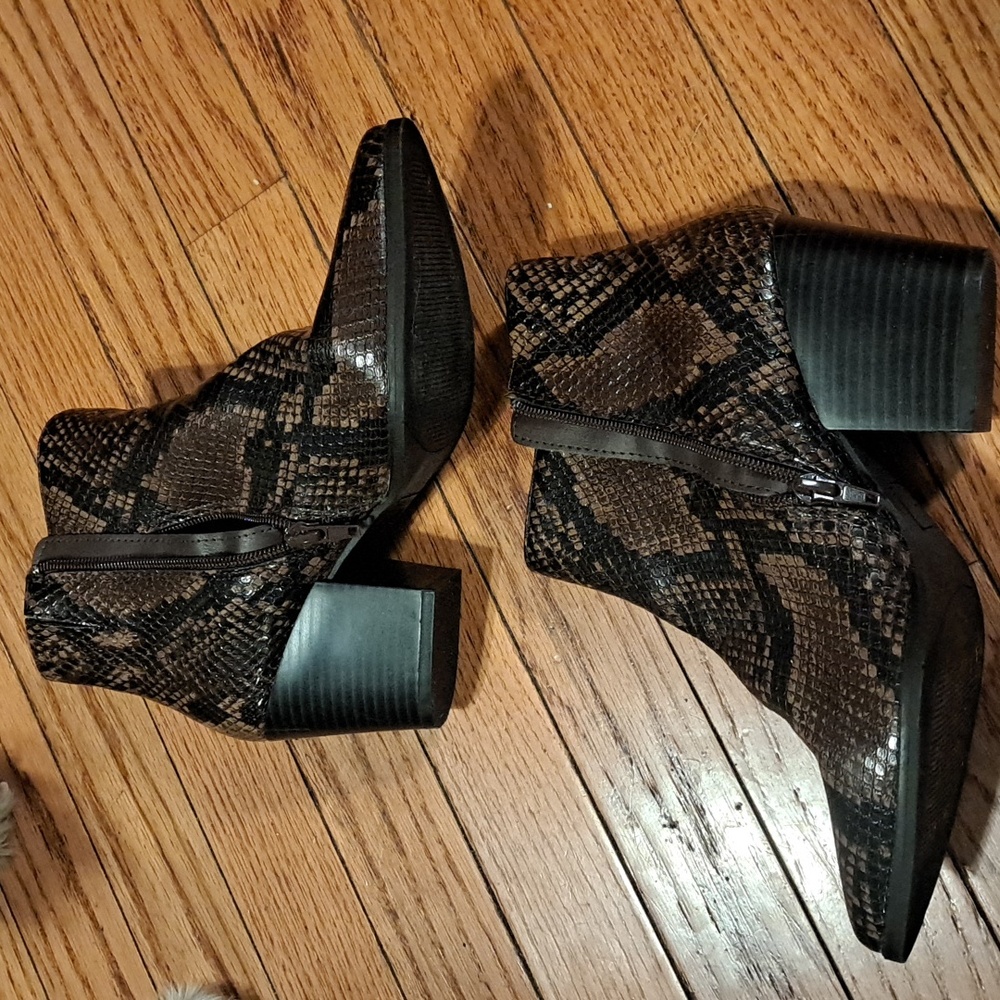 Snake skin booties - Picture 2 of 4